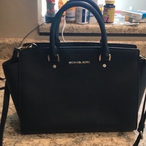 Michael Kors Shoulder Bag